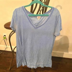 Mossimo v neck tshirt